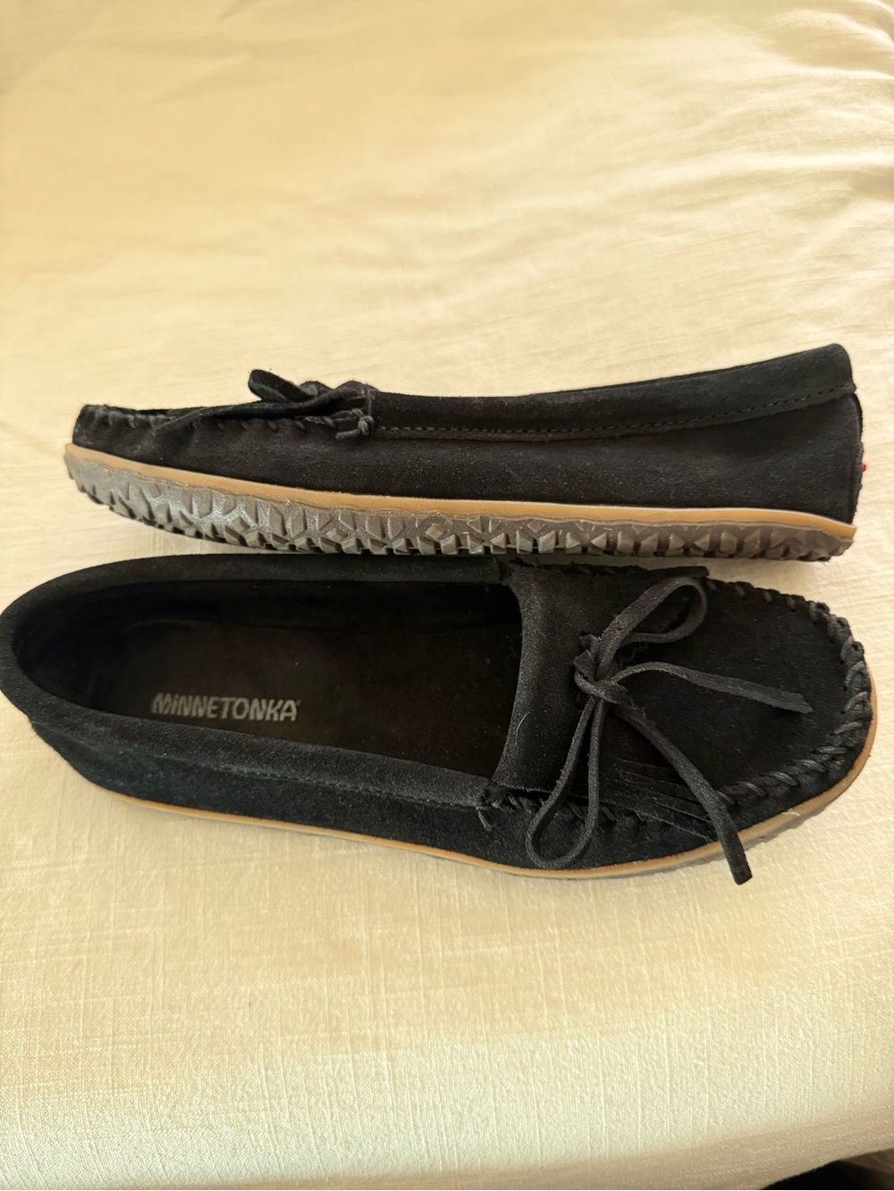 Minnetonka Black Suede Bow Moccasin Flats